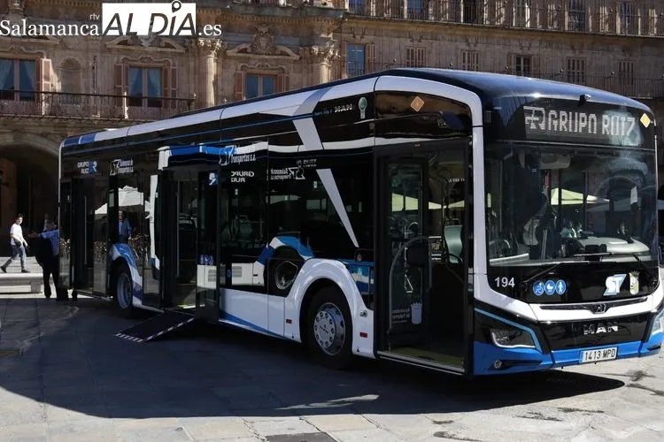 Salamanca estrena buses urbanos eléctricos | FOTOS: Raúl González Riego 