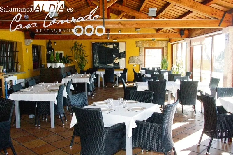 Casa Conrado ofrece menú del día y menú a la carta, además de organizar grandes eventos para empresas y celebraciones familiares    / CORRAL 
