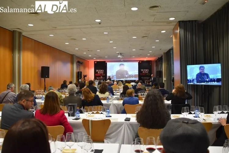 Cata 'Expresión diferencial de las grandes variedades a un lado y a otro de la frontera' | FOTOS: Vanesa Martins 