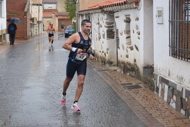 I Cross Contra la Violencia de Género en Miranda de Azán. Foto Delegación Salmantina de Atletismo