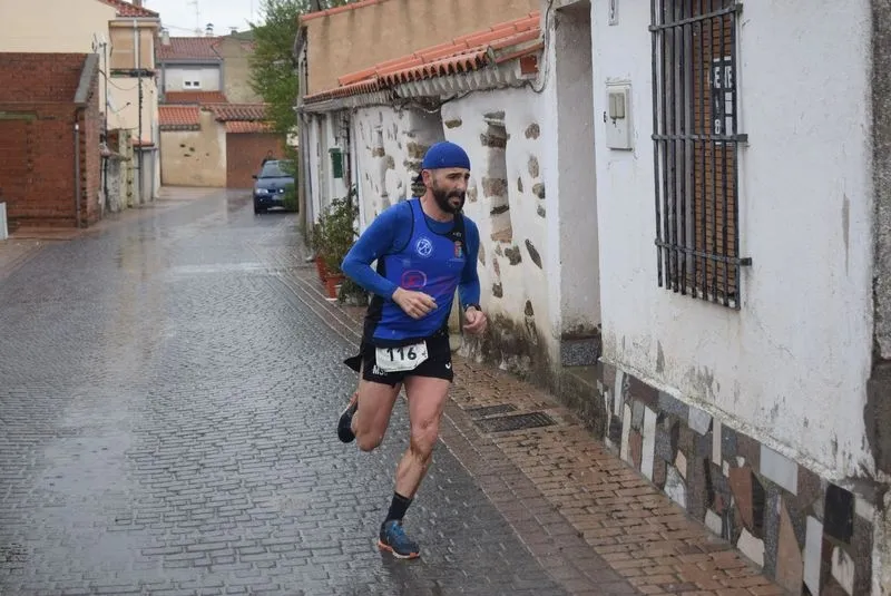 I Cross Contra la Violencia de Género en Miranda de Azán. Foto Delegación Salmantina de Atletismo