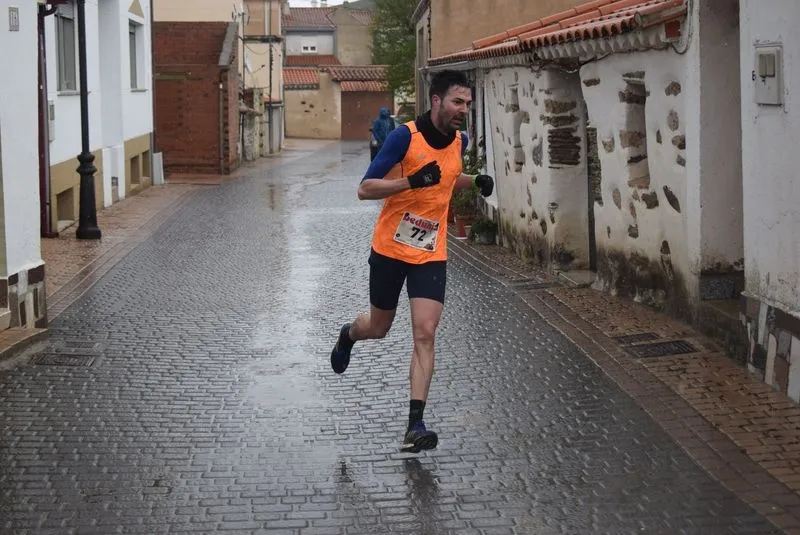 I Cross Contra la Violencia de Género en Miranda de Azán. Foto Delegación Salmantina de Atletismo