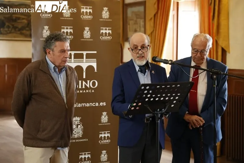 Exposición del artista mirobrigense Carlos García Medina en el Casino de Salamanca. Foto: David Sañudo