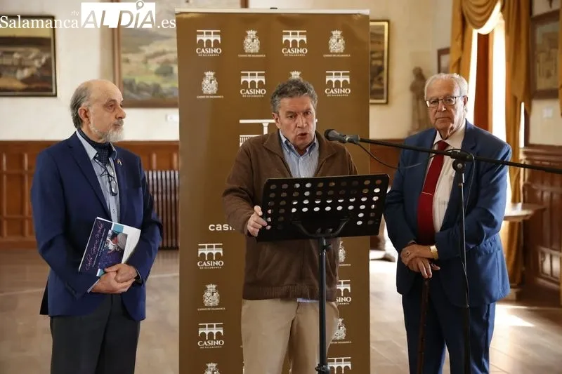 Exposición del artista mirobrigense Carlos García Medina en el Casino de Salamanca. Foto: David Sañudo