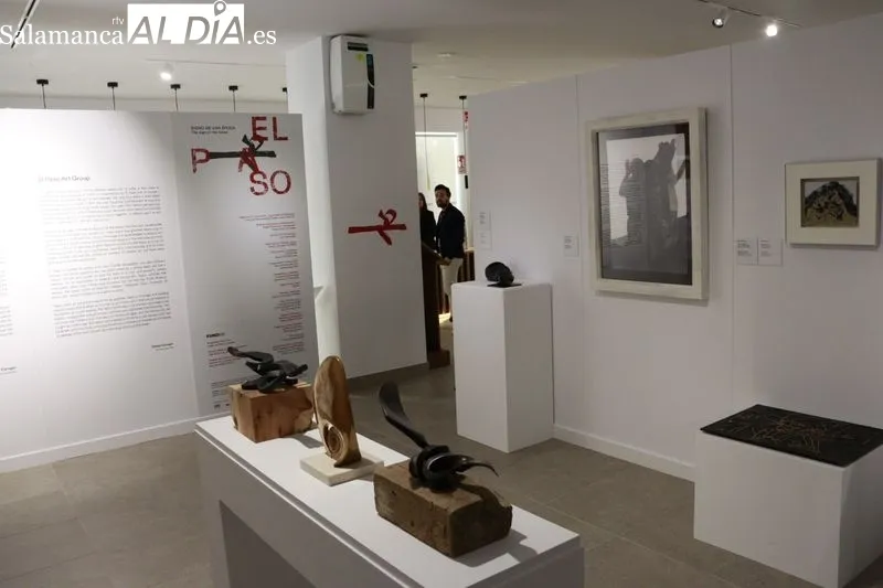 Exposición ‘El Paso. Signo de una época’ en el Centro Cultural FUNDOS Fórum Salamanca, ubicado en la avenida Alfonso IX de León, 78. Foto de Raúl Riego