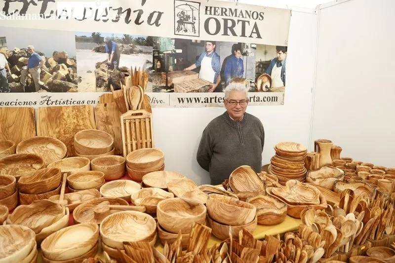 Feria de Artesanía de Salamanca en la plaza de los Bandos. Foto: David Sañudo