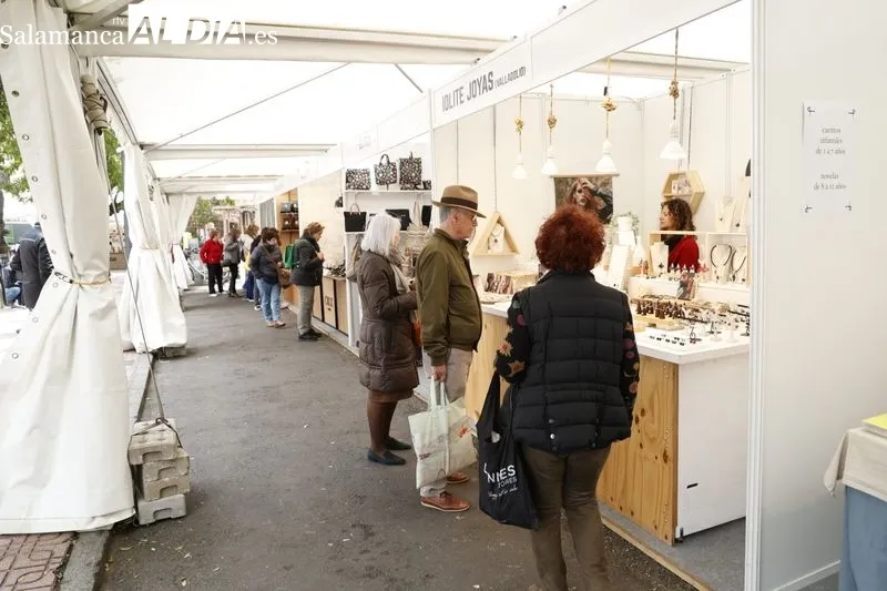 Feria de Artesanía de Salamanca en la plaza de los Bandos. Foto: David Sañudo