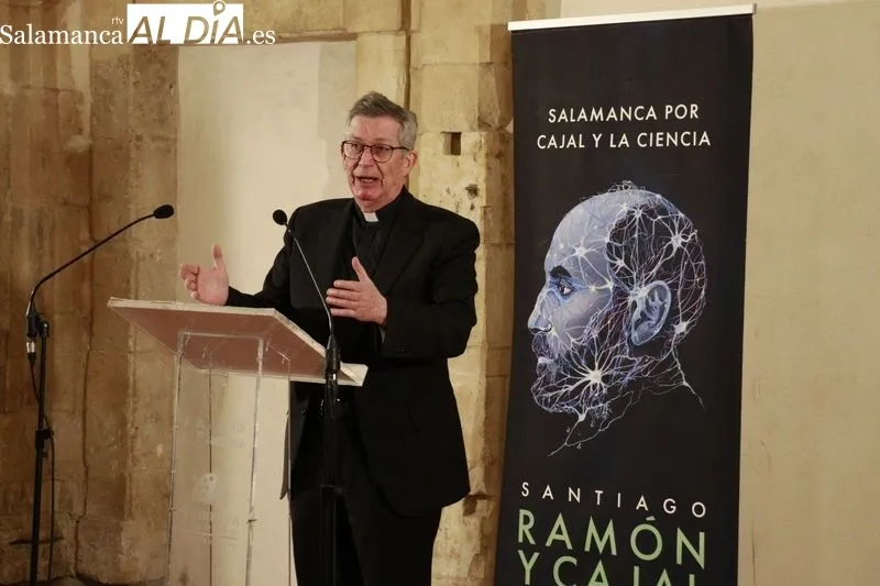 Inauguración de la jornada homenaje al padre de la Neurociencia, Santiago Ramón y Cajal, en el Teatro Liceo. Foto Raúl Riego
