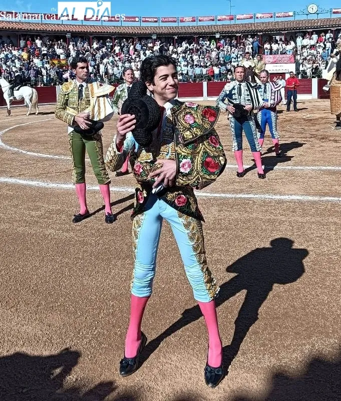 Paseillo de Marco Pérez en la Plaza de Toros de Guijuelo
