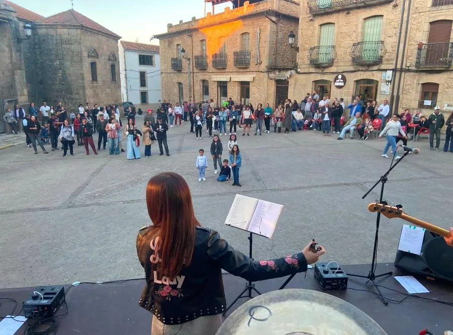 Foto 2 - Back to the Covers arranca la temporada de conciertos en Aldead&aacute;vila de la Ribera