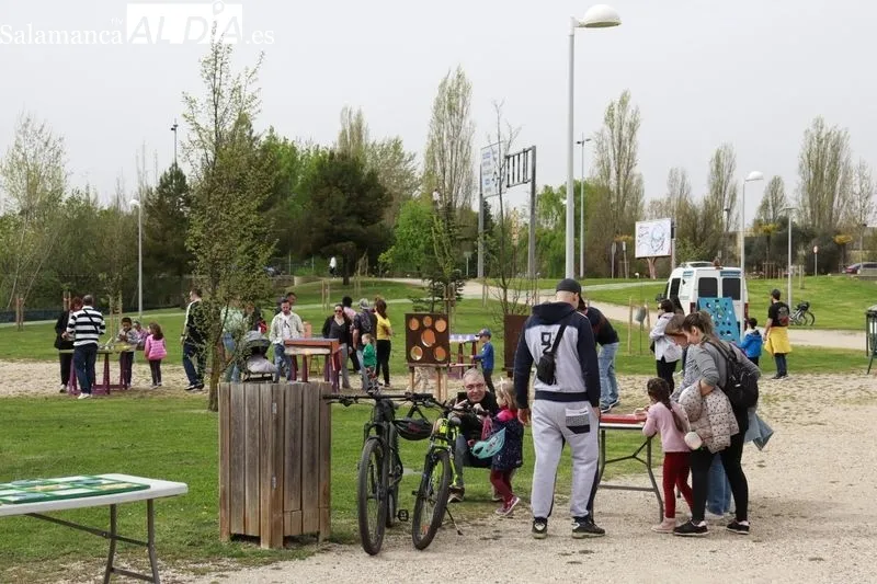 Juegos populares previos al Lunes de Aguas | FOTOS: Raúl González Riego