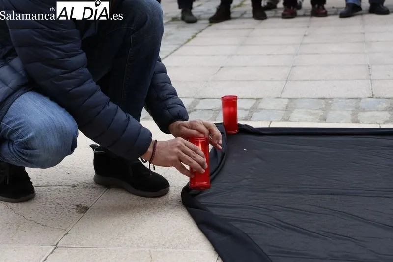 Concentración en la plaza de San Román por el Día Mundial de la Seguridad y la Salud en el Trabajo. Foto: Raúl Riego