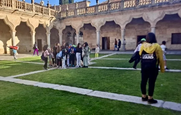 Foto 4 - Salamanca ofrece una recepci&oacute;n a los integrantes nacionales de &lsquo;Fabricando Ilusiones&rsquo; y el CEIP Severiano Montero