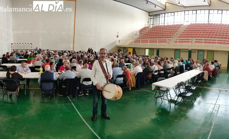 Convivencia comarca de asociaciones de mayores celebrada este lunes en Aldeadávila de la Ribera / CORRAL 
