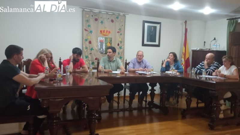 El Pleno municipal aprueba la adhesión de Lumbrales al Proyecto Geoparque Salamanca