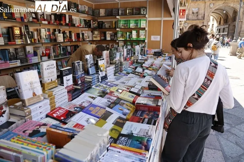 Foto de archivo de la anterior edición del a Feria del Libro en Salamanca