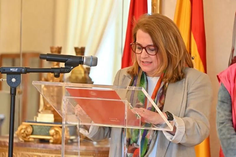 Recepción de Afibrosal en el Ayuntamiento.