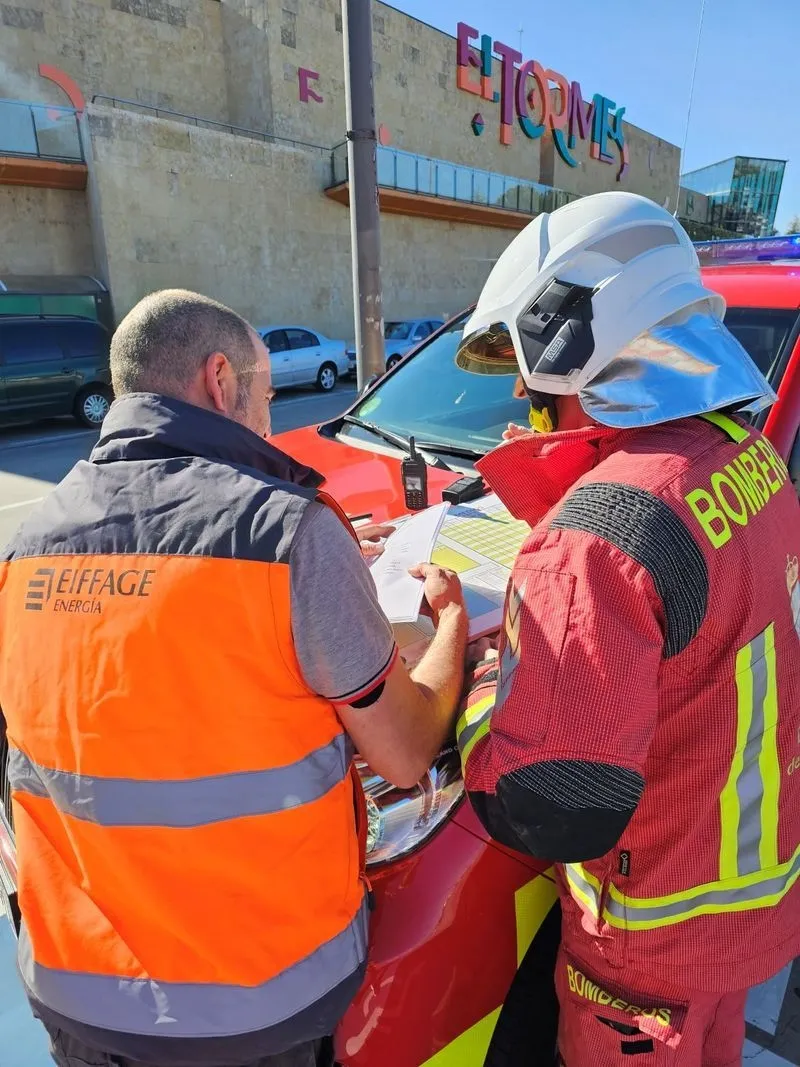 Simulacro de emergencia en el Centro Comercial El Tormes