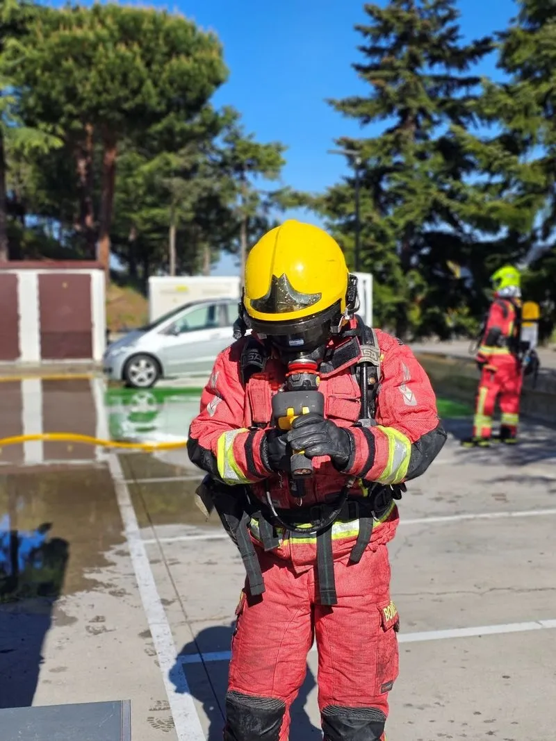 Simulacro de emergencia en el Centro Comercial El Tormes