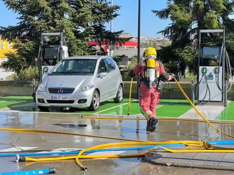Simulacro de emergencia en el Centro Comercial El Tormes