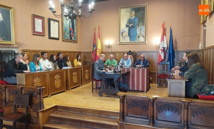 Foto 3 - Determinados el titular y los 14 suplentes de cada puesto de las 12 mesas electorales del 9J