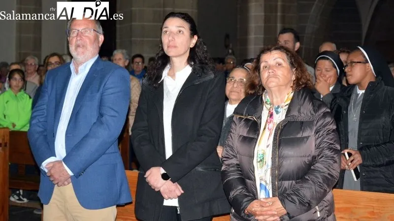 Foto 2 - Panes y Rosas en la celebraci&oacute;n de Santa Rita en Lumbrales