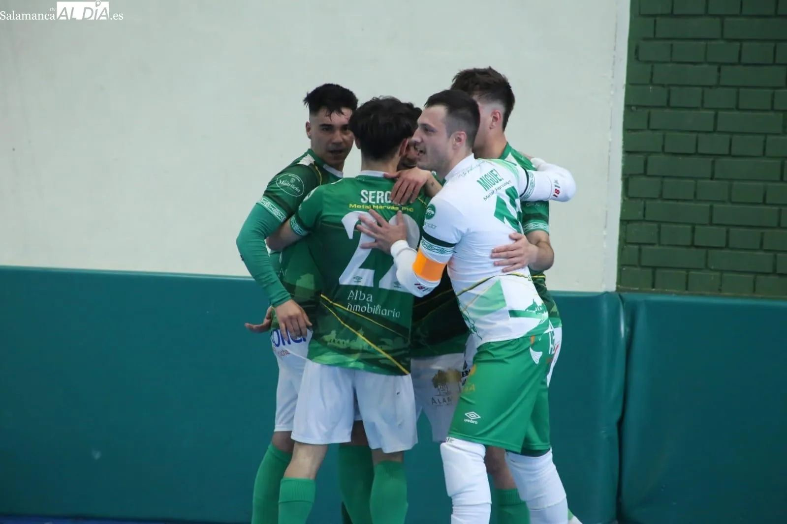 Foto 5 - El Piensos Dur&aacute;n Albense deja escapar vivo al Lugo y todo se decidir&aacute; en la vuelta (2-2)