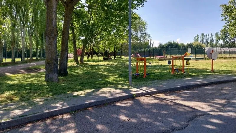 Foto 2 - Parte de infraestructuras de la villa ducal en el mes de abril&nbsp;