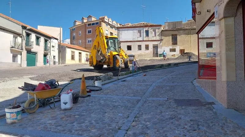 Foto 3 - Parte de infraestructuras de la villa ducal en el mes de abril&nbsp;