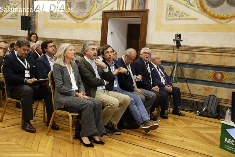 Inauguración en el Colegio Fonseca del V Encuentro Empresarial de la Asociación Española de Campos de Golf. Foto: David Sañudo