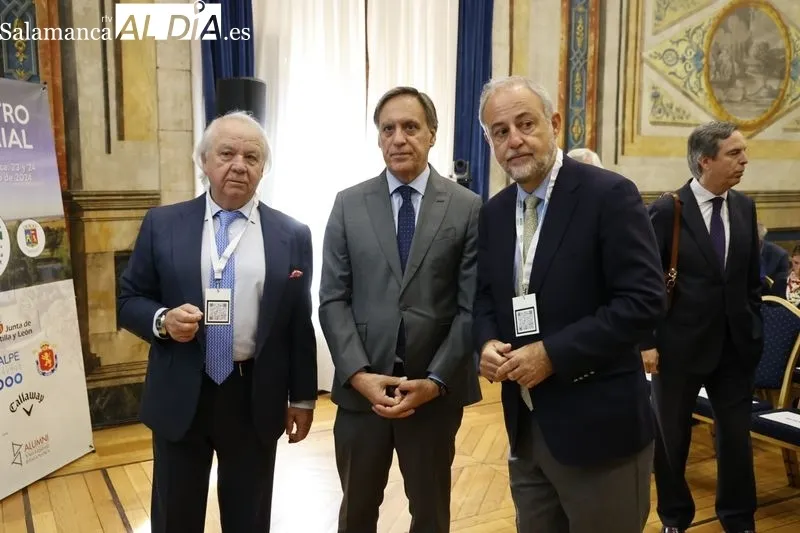 Inauguración en el Colegio Fonseca del V Encuentro Empresarial de la Asociación Española de Campos de Golf. Foto: David Sañudo
