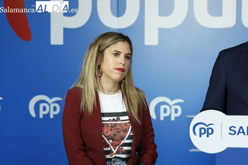 La Directora General del Instituto de la Juventud, Estela López, en la sede del PP. Foto: D. Sañudo