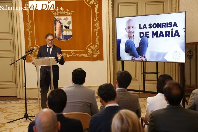 Presentación en el Ayuntamiento de Salamanca del proyecto solidario ‘La Sonrisa de María’. Foto: David Sañudo