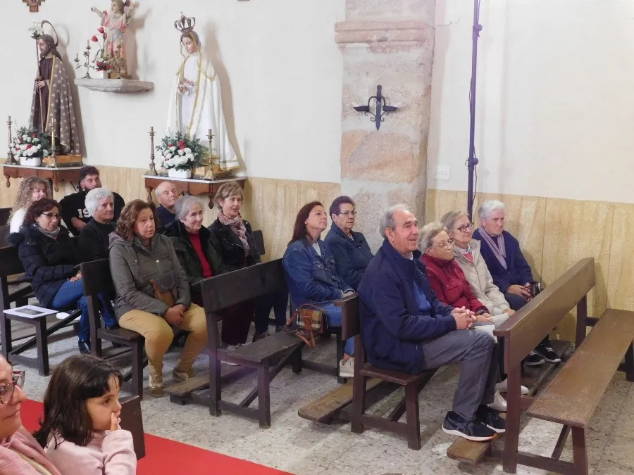 Foto 2 - Carpio de Azaba disfruta dentro de sus fiestas de &lsquo;Buscando a Nebrija&rsquo;