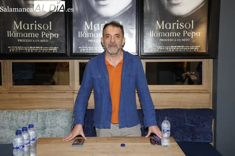 El salmantino Chema de la Peña presenta en los cines Van Dyck de Salamanca su última producción 'Marisol, llámame Pepa'. Fotos: David Sañudo