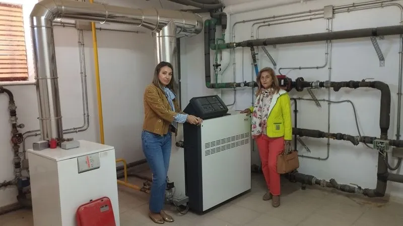 La concejalas Marta Labrador y Juani Rubio visitan la Escuela Infantil de Santa Marta