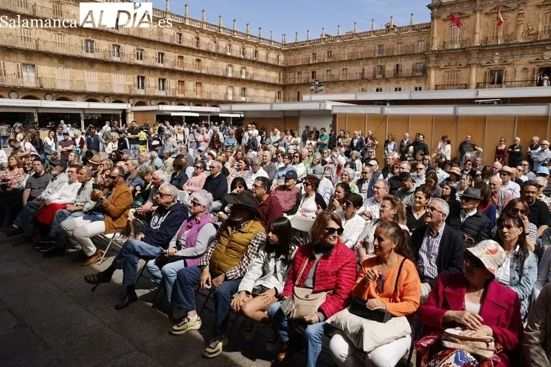 Concierto de la Banda Municipal de Música de Salamanca en la Plaza Mayor. Foto: David Sañudo
