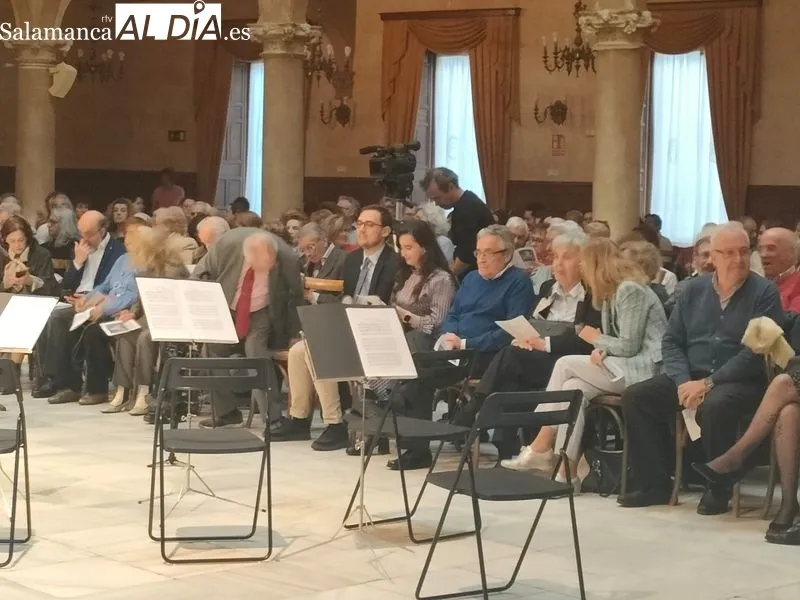 Concierto ‘Un viaje por Europa’ a cargo de la Orquesta de Cámara del Casino de Salamanca. Fotos: Rosa M. García.
