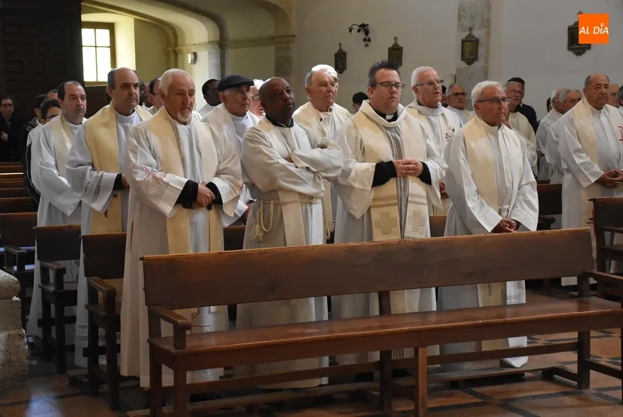 Foto 11 - Los presb&iacute;teros de la Di&oacute;cesis festejan a Jesucristo como Sumo y Eterno Sacerdote