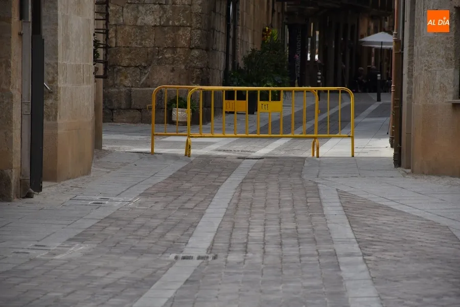 Foto 3 - Finaliza, tras ser ejecutada &ldquo;en poco tiempo y con mucha calidad&rdquo;, la reforma de la calle Puerta de Santiago