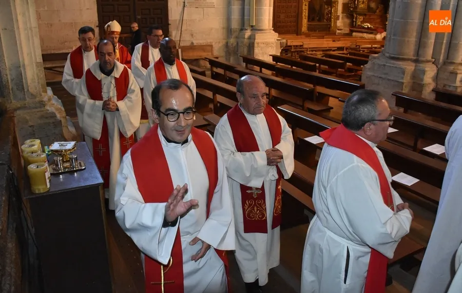 Foto 7 - Pentecost&eacute;s propicia la reuni&oacute;n en Ciudad Rodrigo de los 7 arciprestazgos diocesanos