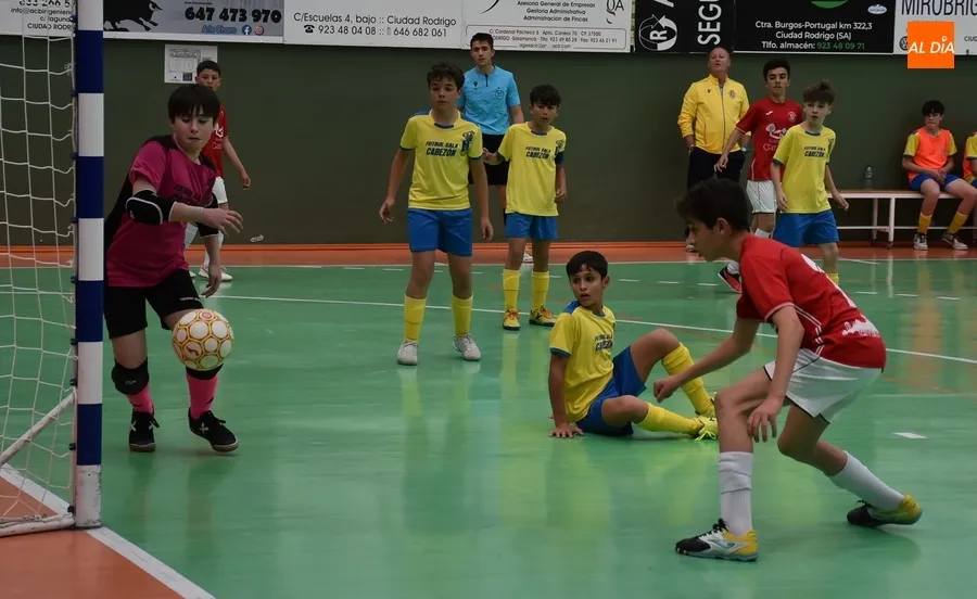 Foto 3 - El III Infantil Regional se pone 2&ordm; tras ganar al FS Cabez&oacute;n con m&aacute;s apuros de los esperados