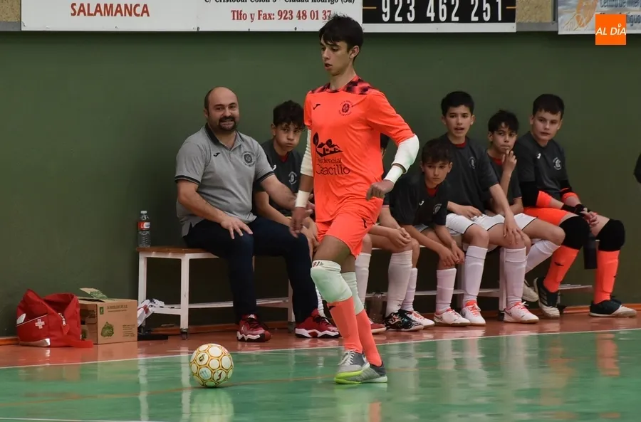 Foto 4 - El III Infantil Regional se pone 2&ordm; tras ganar al FS Cabez&oacute;n con m&aacute;s apuros de los esperados