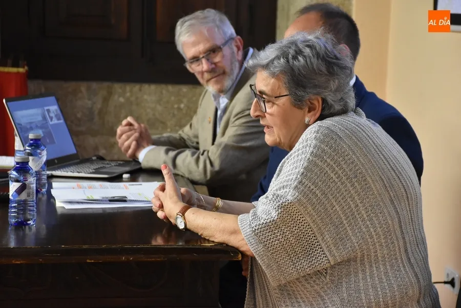 Foto 2 - Abierto el homenaje de Ciudad Rodrigo a Tom&aacute;s Calleja Juanes