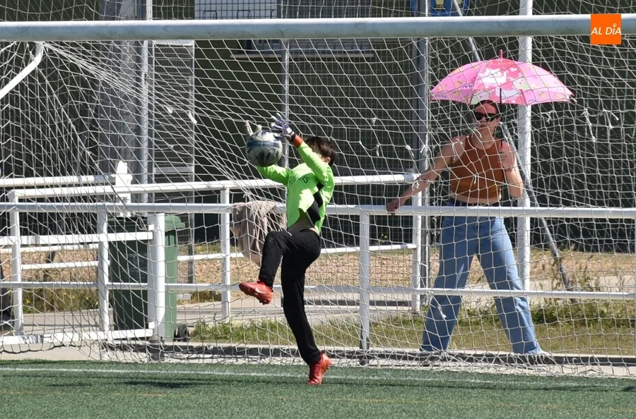 Foto 7 - #M [11-12 MAY] C&oacute;modas victorias para despedir la liga del Alev&iacute;n B y el Benjam&iacute;n del Ciudad Rodrigo