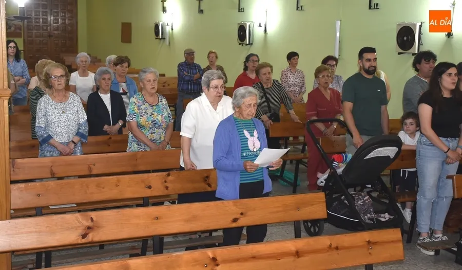 Foto 8 - El equipo de C&aacute;ritas se re&uacute;ne en una eucarist&iacute;a en el d&iacute;a del Corpus Christi