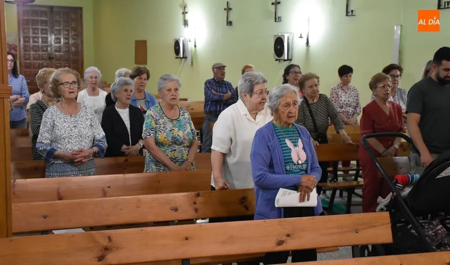 Foto 9 - El equipo de C&aacute;ritas se re&uacute;ne en una eucarist&iacute;a en el d&iacute;a del Corpus Christi