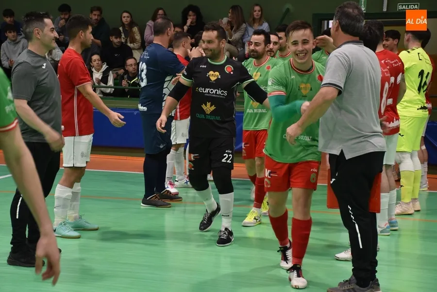 Foto 5 - El III Senior cierra el curso firmando tablas con el campe&oacute;n en un partidazo