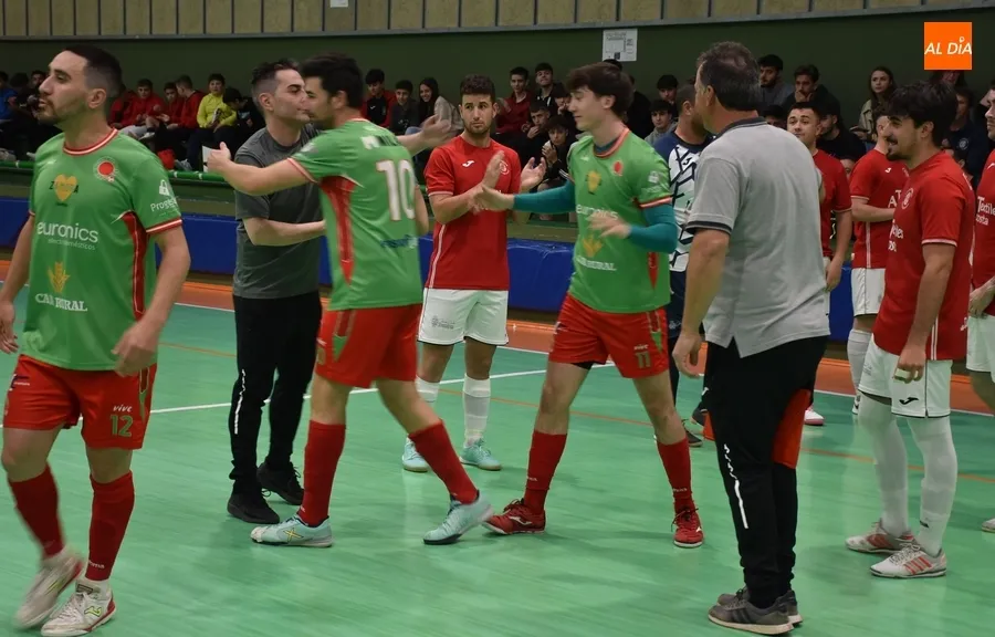 Foto 6 - El III Senior cierra el curso firmando tablas con el campe&oacute;n en un partidazo