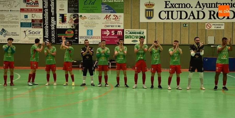 Foto 8 - El III Senior cierra el curso firmando tablas con el campe&oacute;n en un partidazo